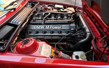 BMW-M6-1987-13