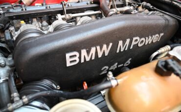 BMW-M6-1987-17