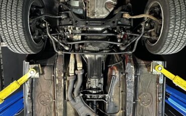 BMW-M6-1987-21