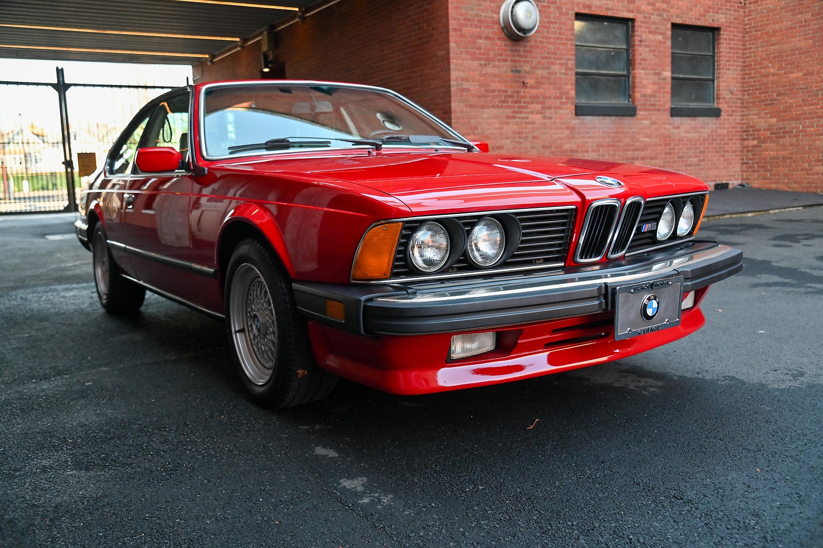 BMW-M6-1987-3
