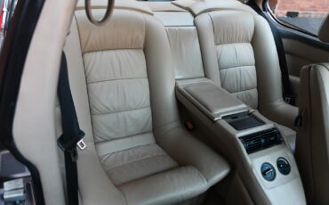 BMW-M6-1987-34