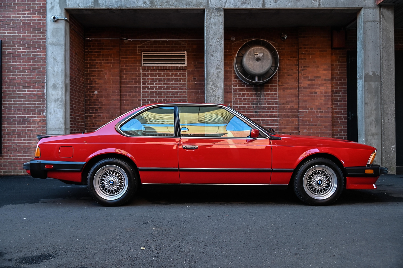 BMW-M6-1987-4
