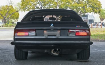 BMW-M6-1987-Coupe-2