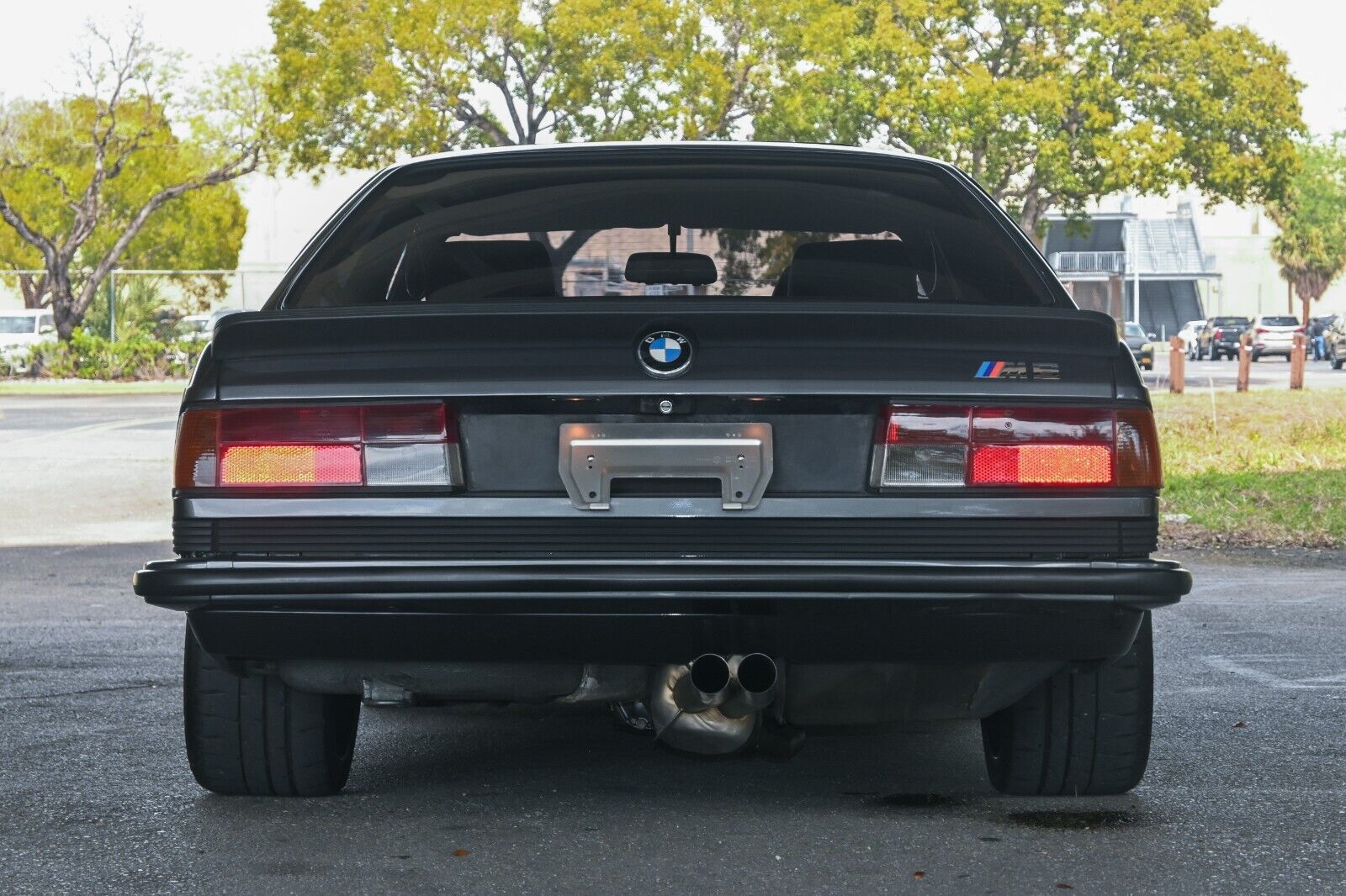 BMW-M6-1987-Coupe-2