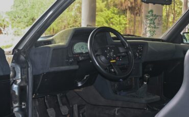 BMW-M6-1987-Coupe-27