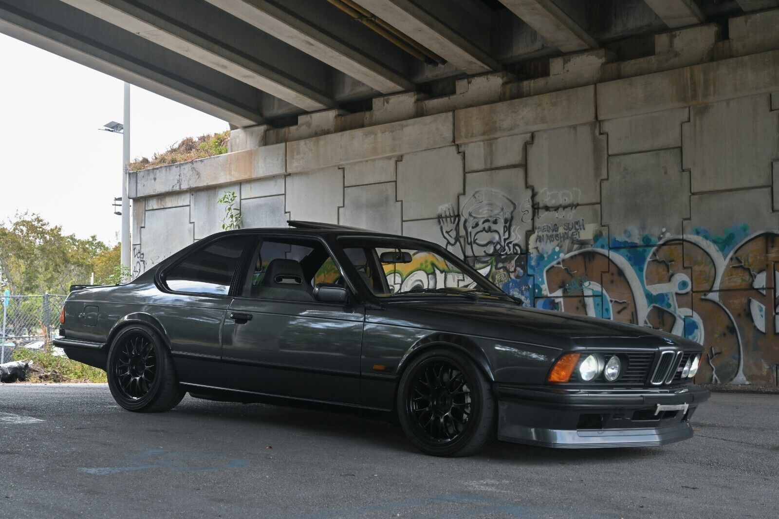 BMW-M6-1987-Coupe-3