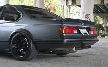 BMW-M6-1987-Coupe-4