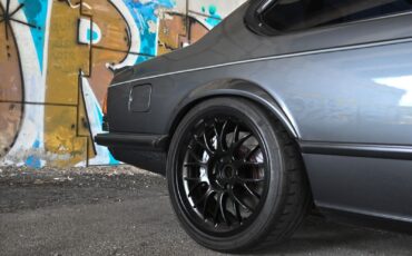 BMW-M6-1987-Coupe-8