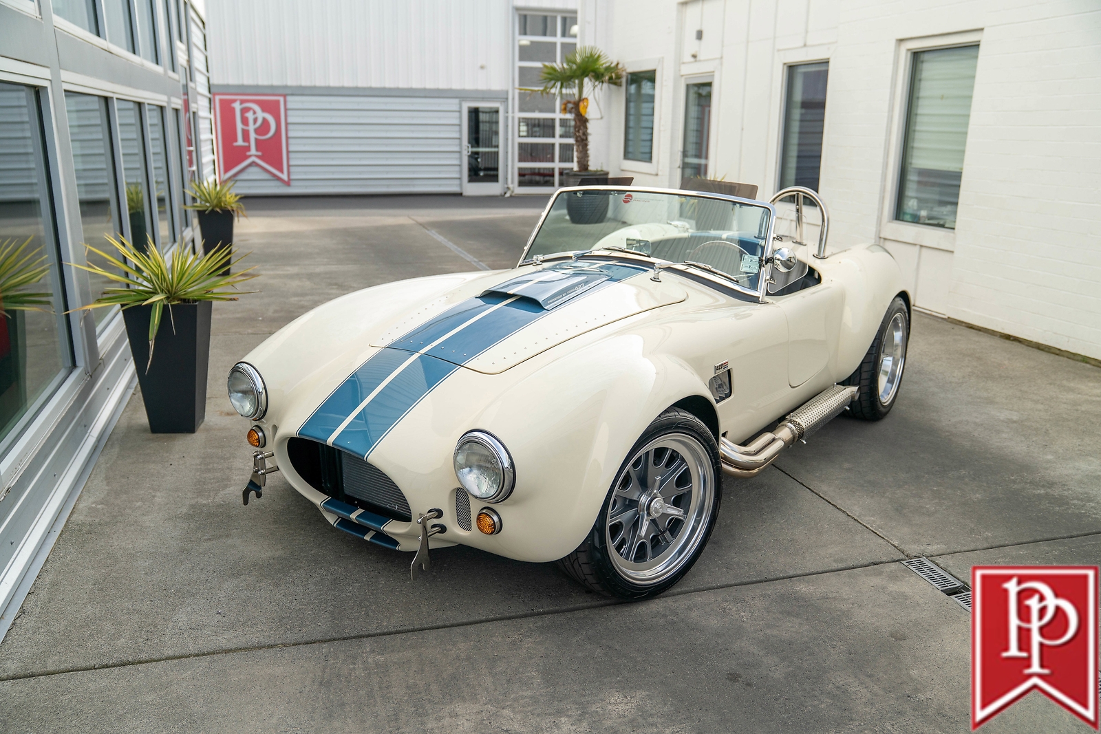 Backdraft-Racing-RT4-1965-Roadster-1