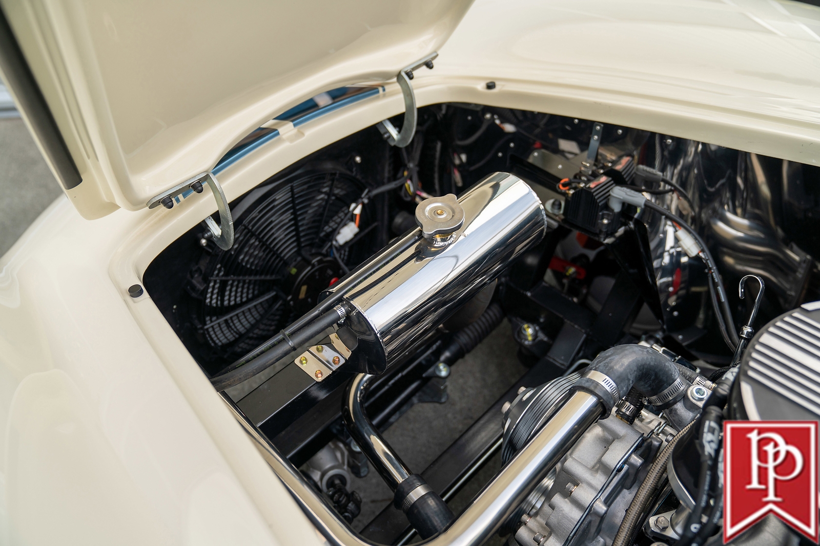 Backdraft-Racing-RT4-1965-Roadster-37