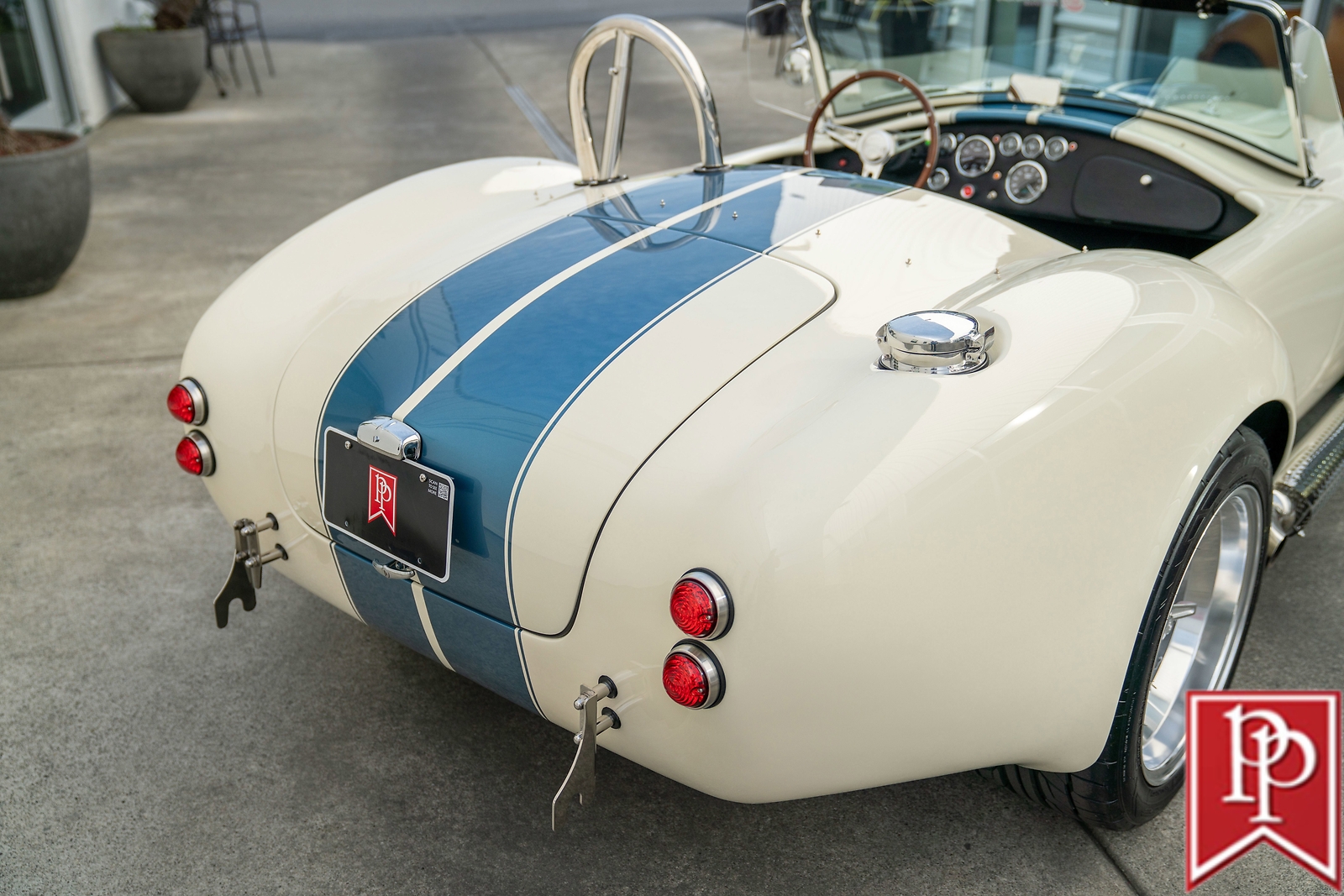 Backdraft-Racing-RT4-1965-Roadster-8