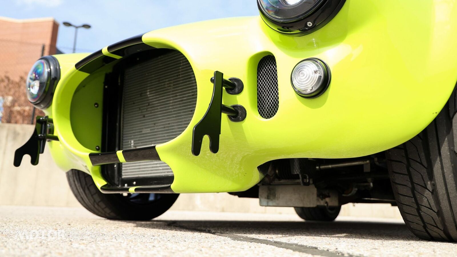 Backdraft-Racing-Roadster-RT3B-GT-1965-Convertible-29