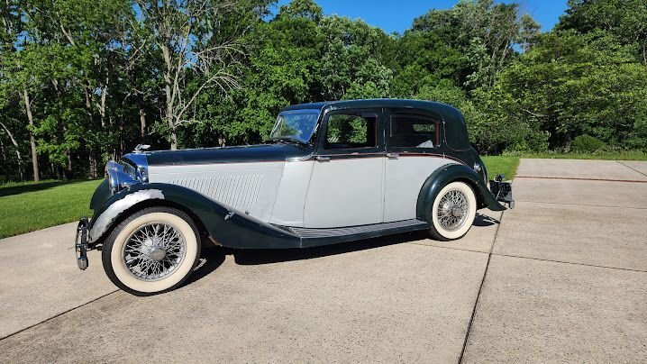 Bentley-Derby-4-14-Saloon-by-Hooper-1936-30