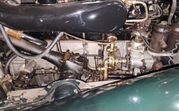 Bentley-Derby-4-14-Saloon-by-Hooper-1936-36
