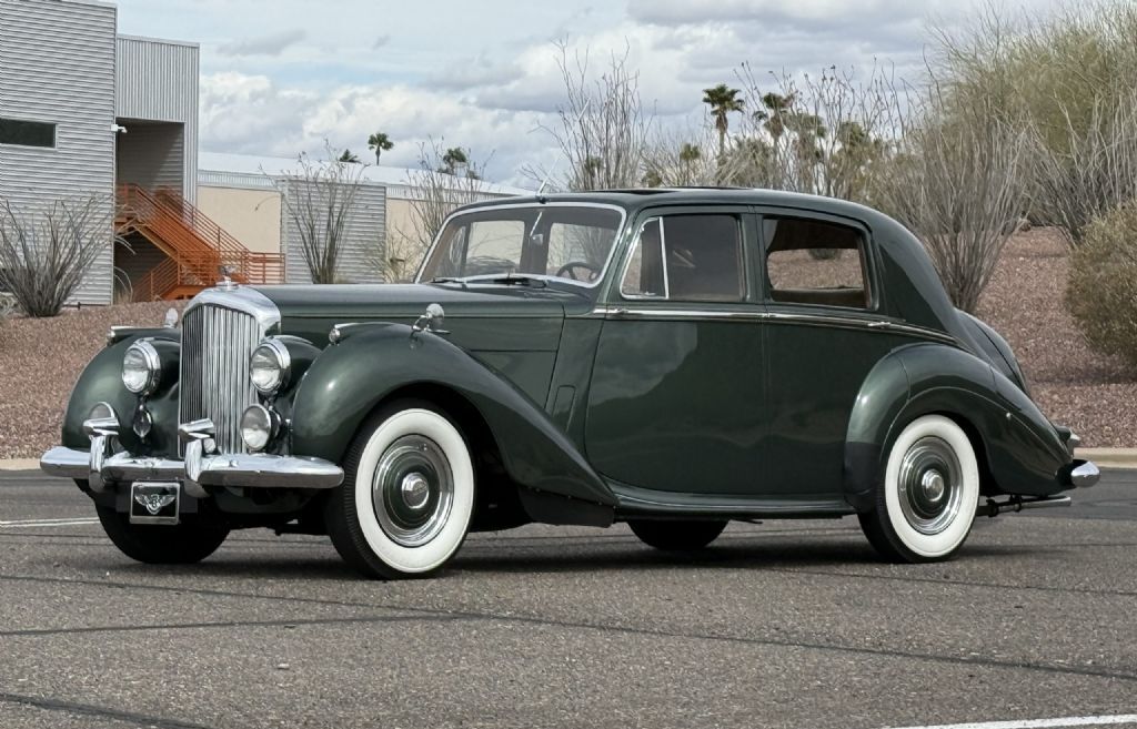 Bentley R-Type 1953 Saloon (Sedan)
