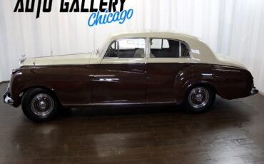 Bentley-R-Type-1954-Sedan-10