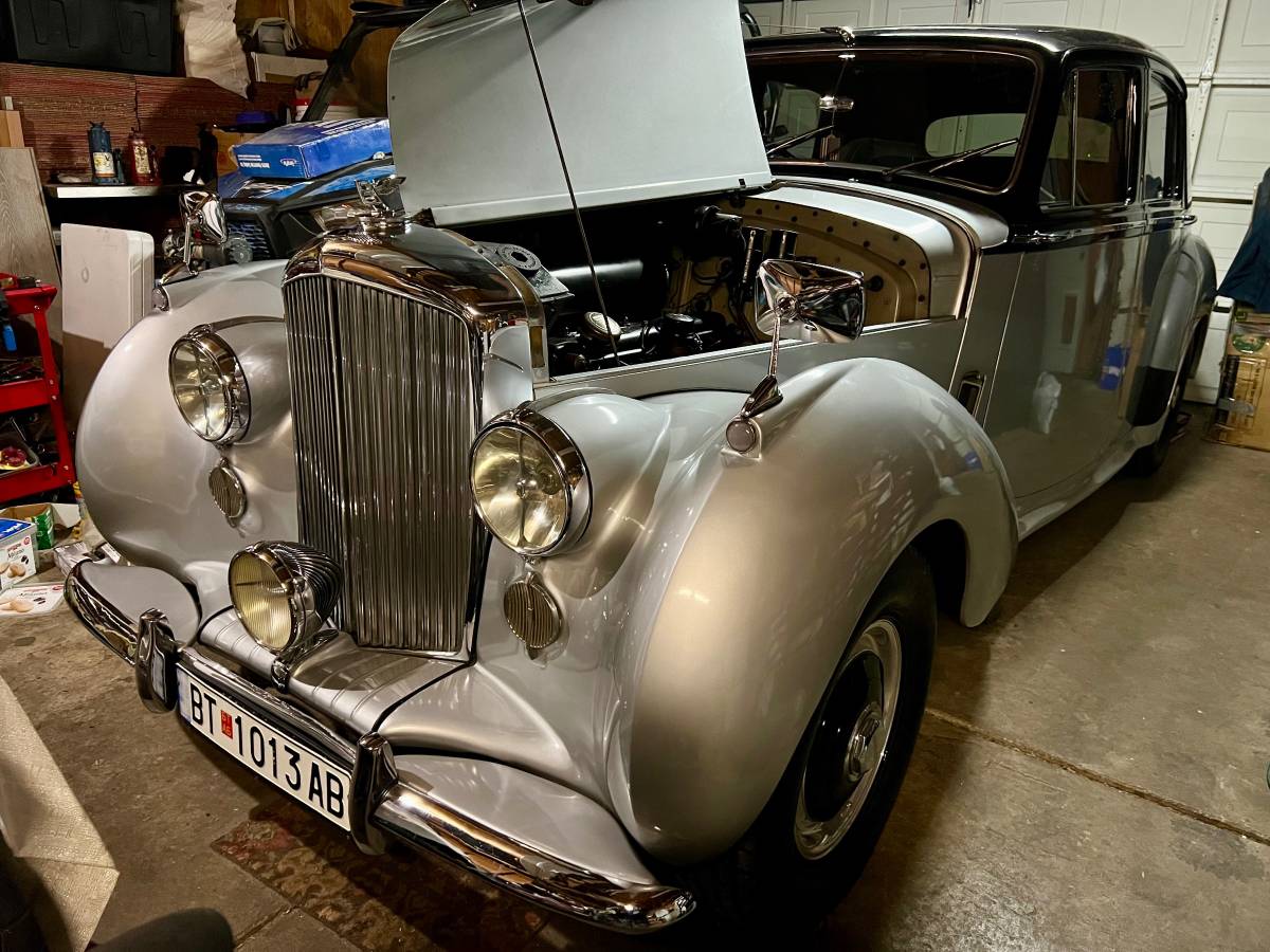 Bentley-R-type-1953-21
