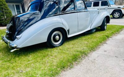 Bentley R type  1953