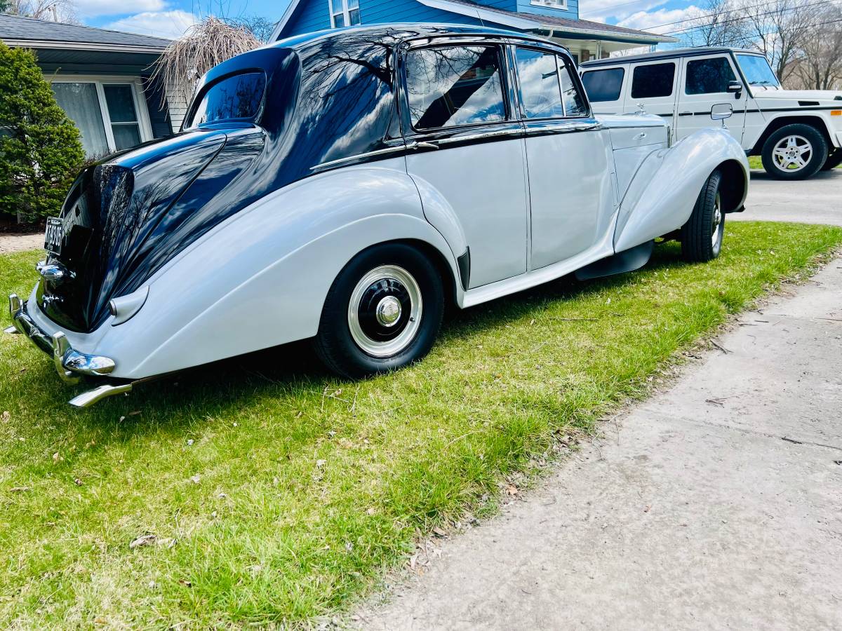 Bentley R type  1953