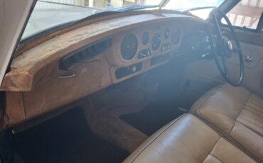 Bentley-S2-1961-Sedan-14