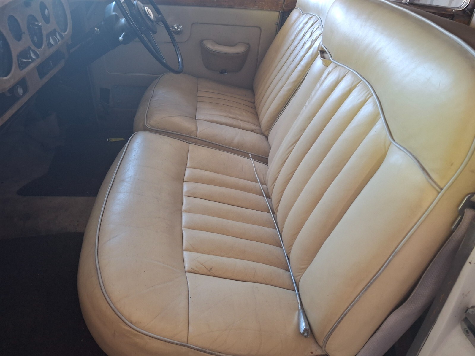 Bentley-S2-1961-Sedan-17