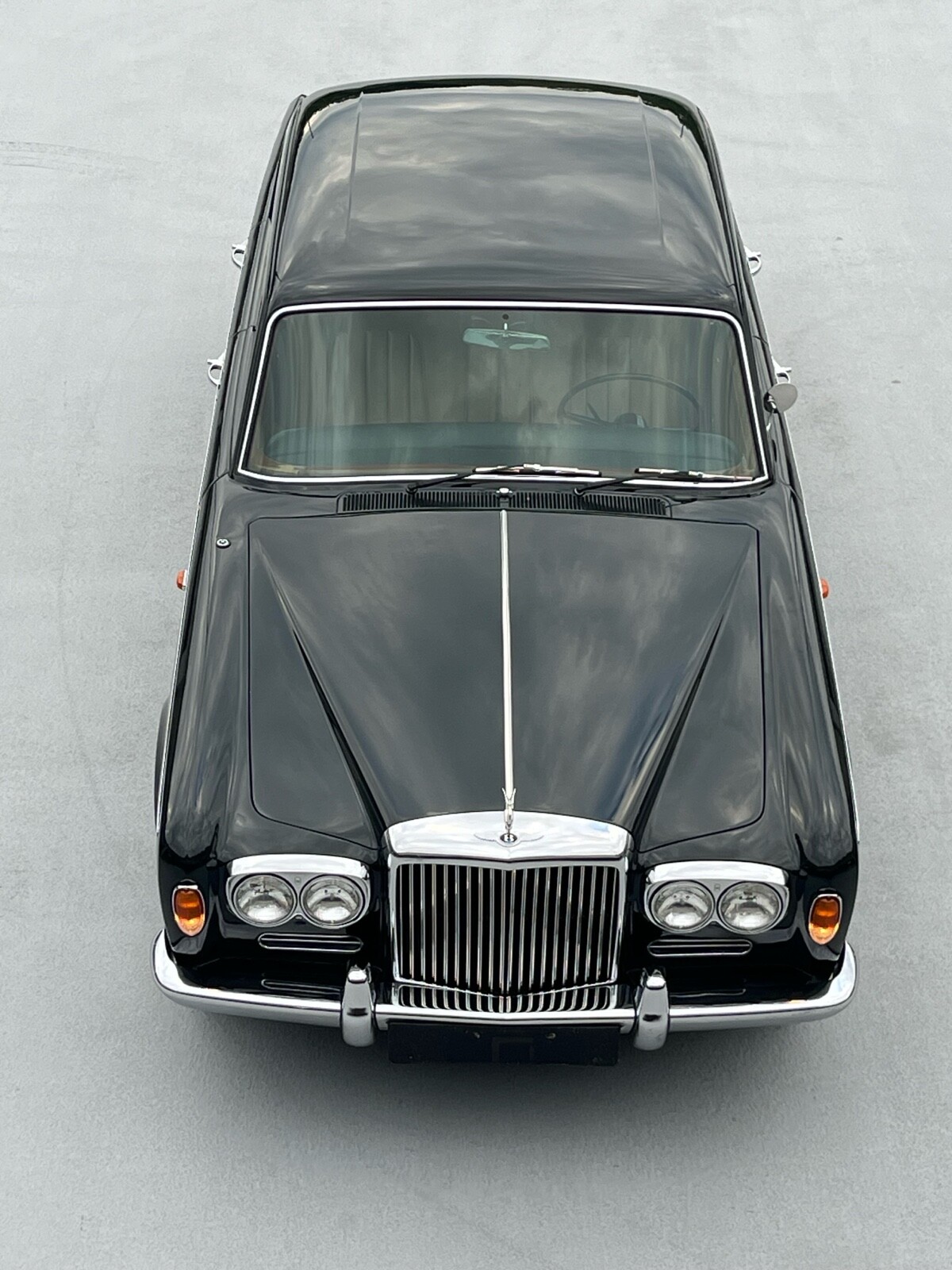 Bentley-T-series-1967-Sedan-13