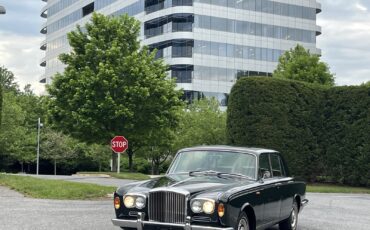 Bentley-T-series-1967-Sedan-15