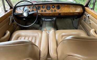 Bentley-T-series-1967-Sedan-19