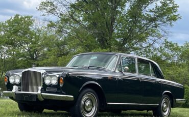 Bentley-T-series-1967-Sedan-2