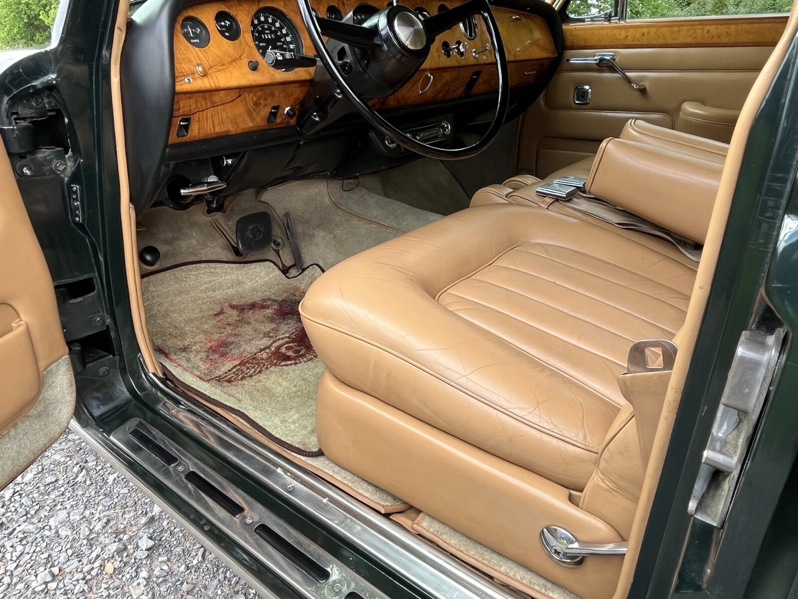 Bentley-T-series-1967-Sedan-20