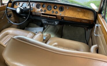 Bentley-T-series-1967-Sedan-22