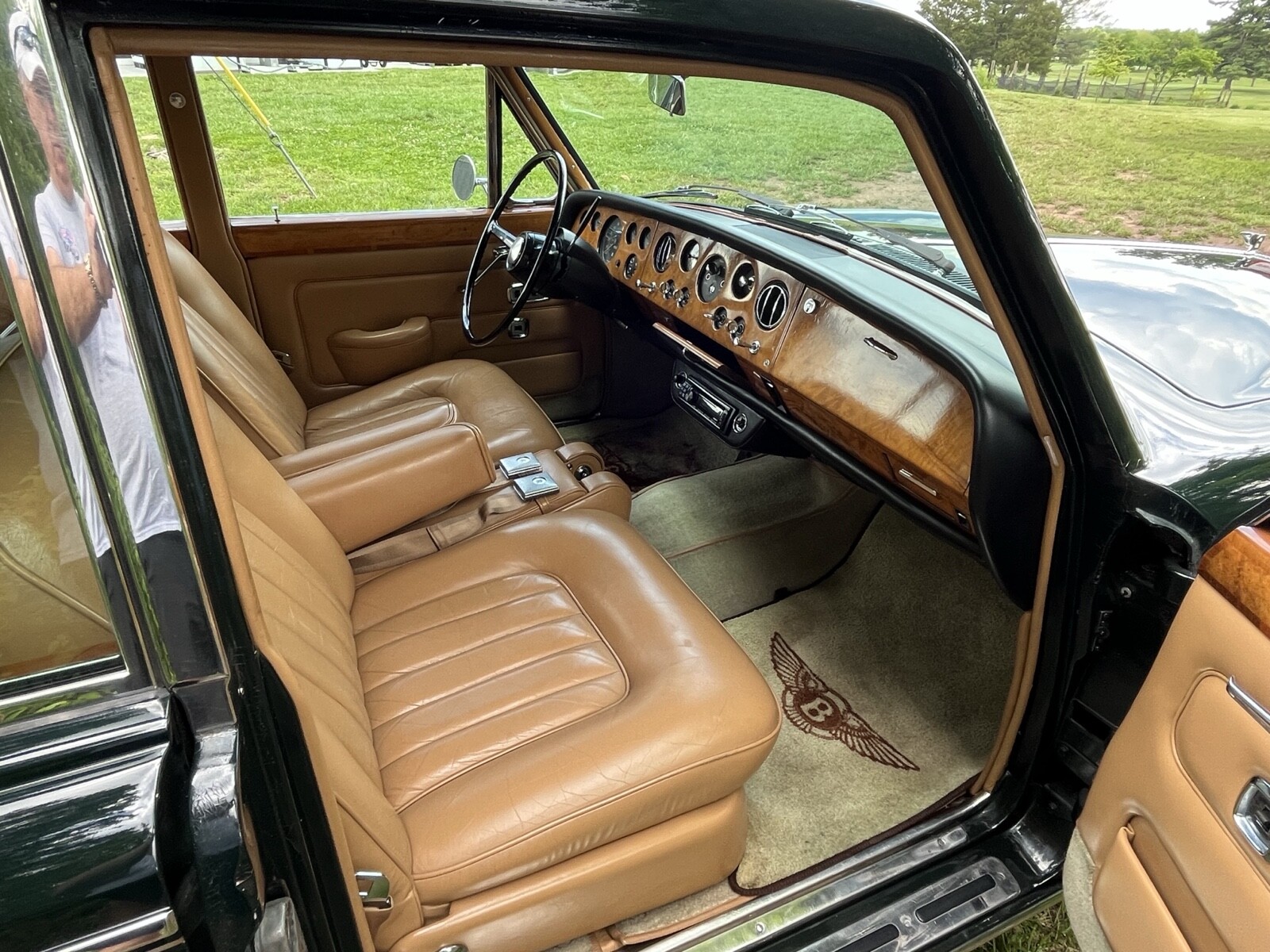 Bentley-T-series-1967-Sedan-30
