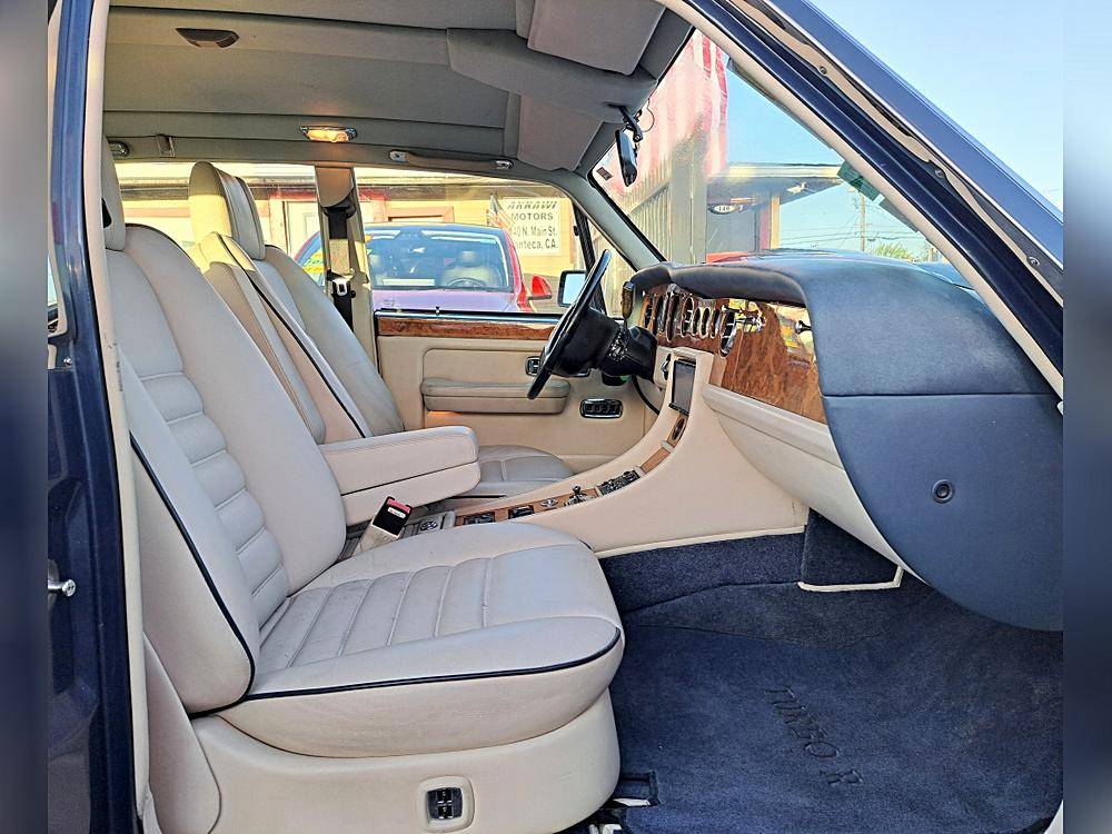 Bentley-Turbo-1992-blue-13