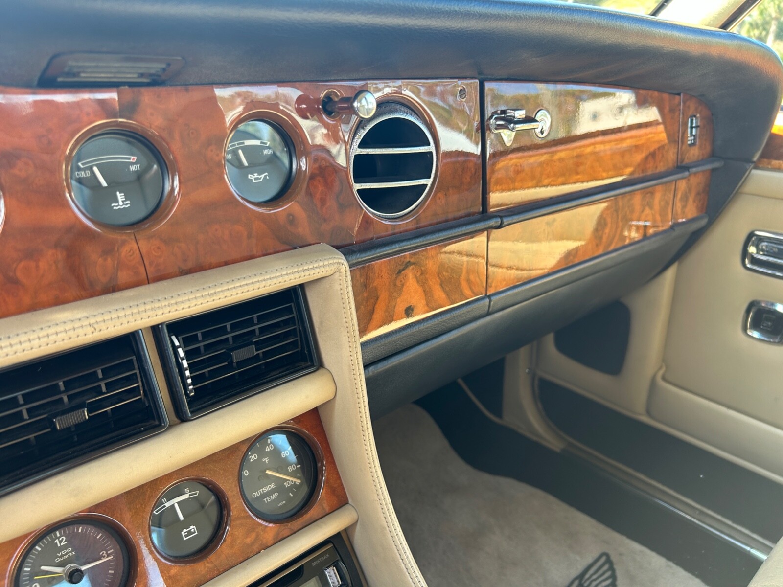 Bentley-Turbo-R-1989-Sedan-20