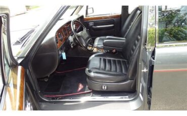 Bentley-Turbo-R-1991-SEDAN-10