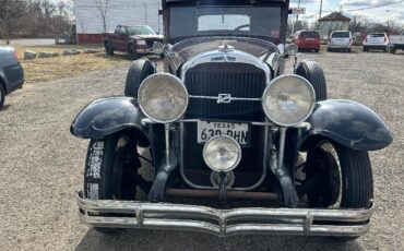 Buick-8-66-1931-Sedan-2