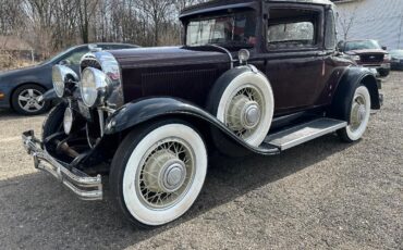 Buick-8-66-1931-Sedan