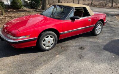 Buick Areatta  1991 red
