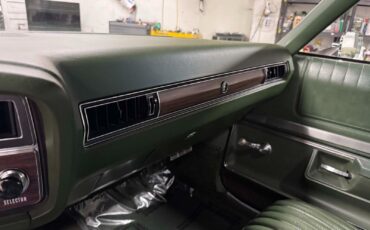 Buick-Centurion-1972-Sedan-11