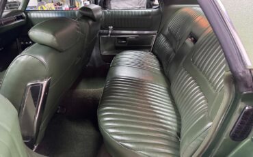 Buick-Centurion-1972-Sedan-16