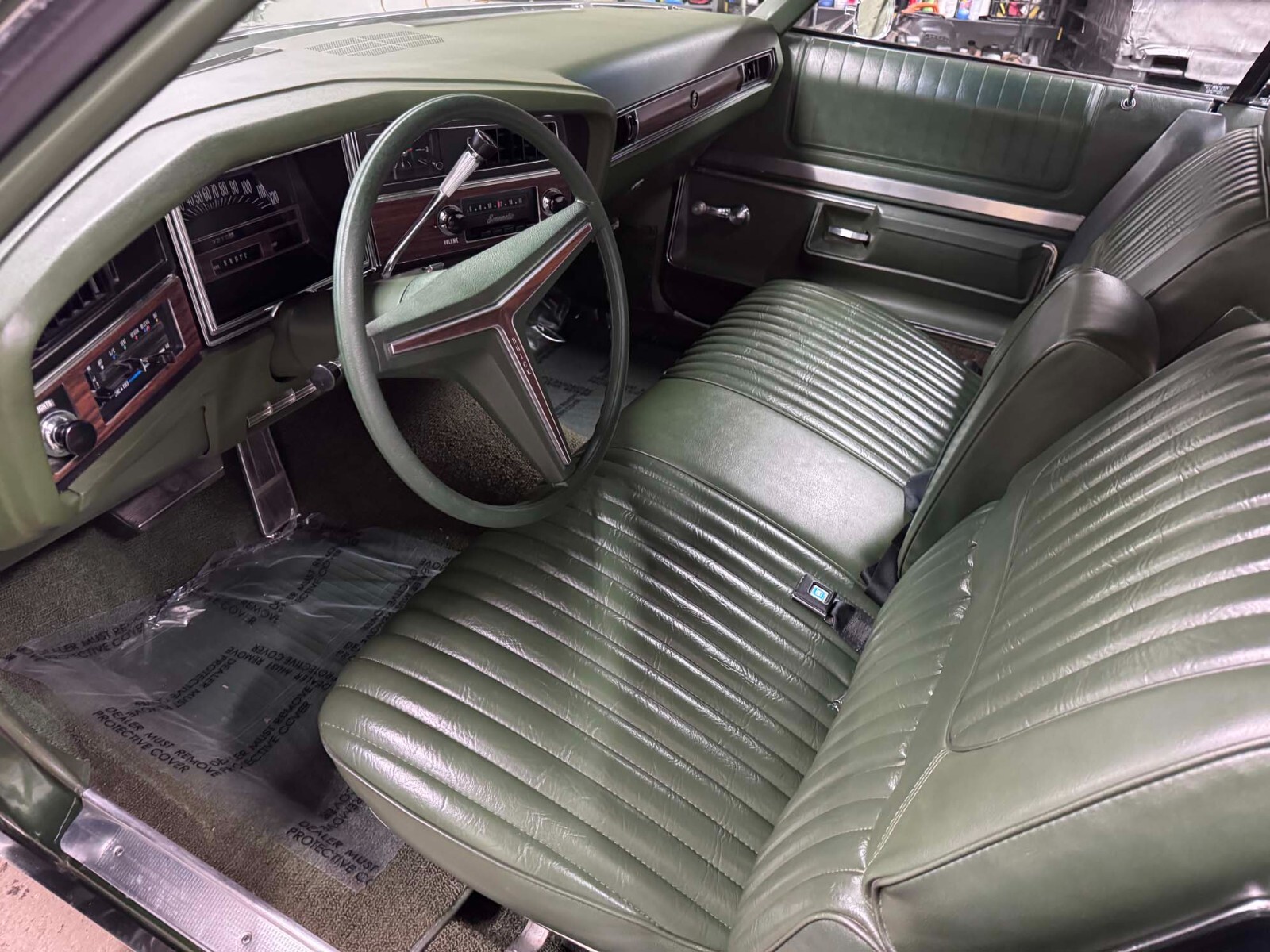 Buick-Centurion-1972-Sedan-6