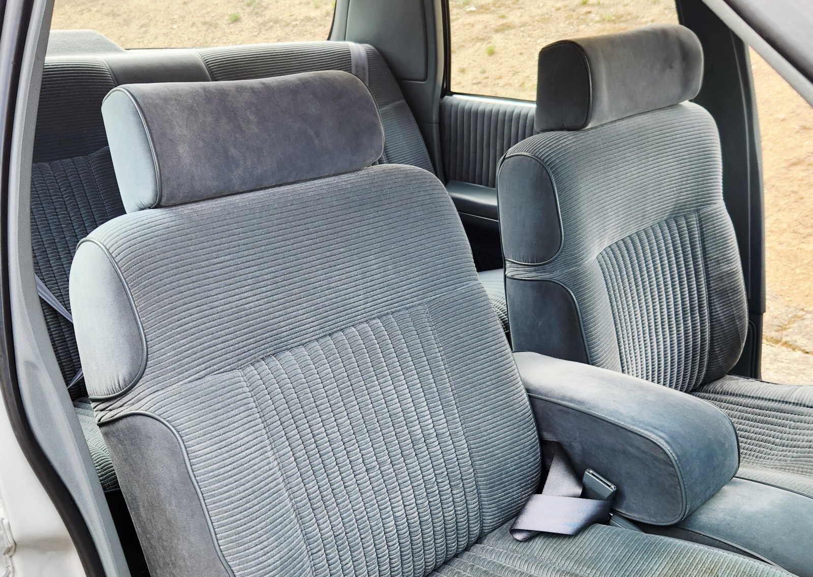 Buick-Century-1991-Sedan-15