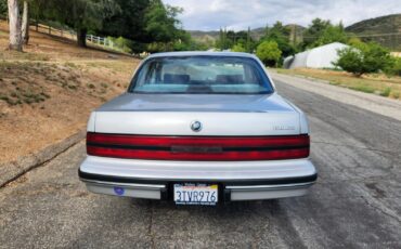 Buick-Century-1991-Sedan-6
