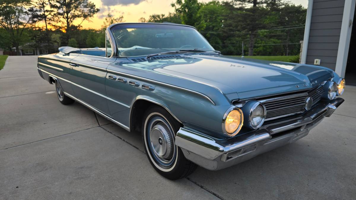 Buick Electra  1962 blue