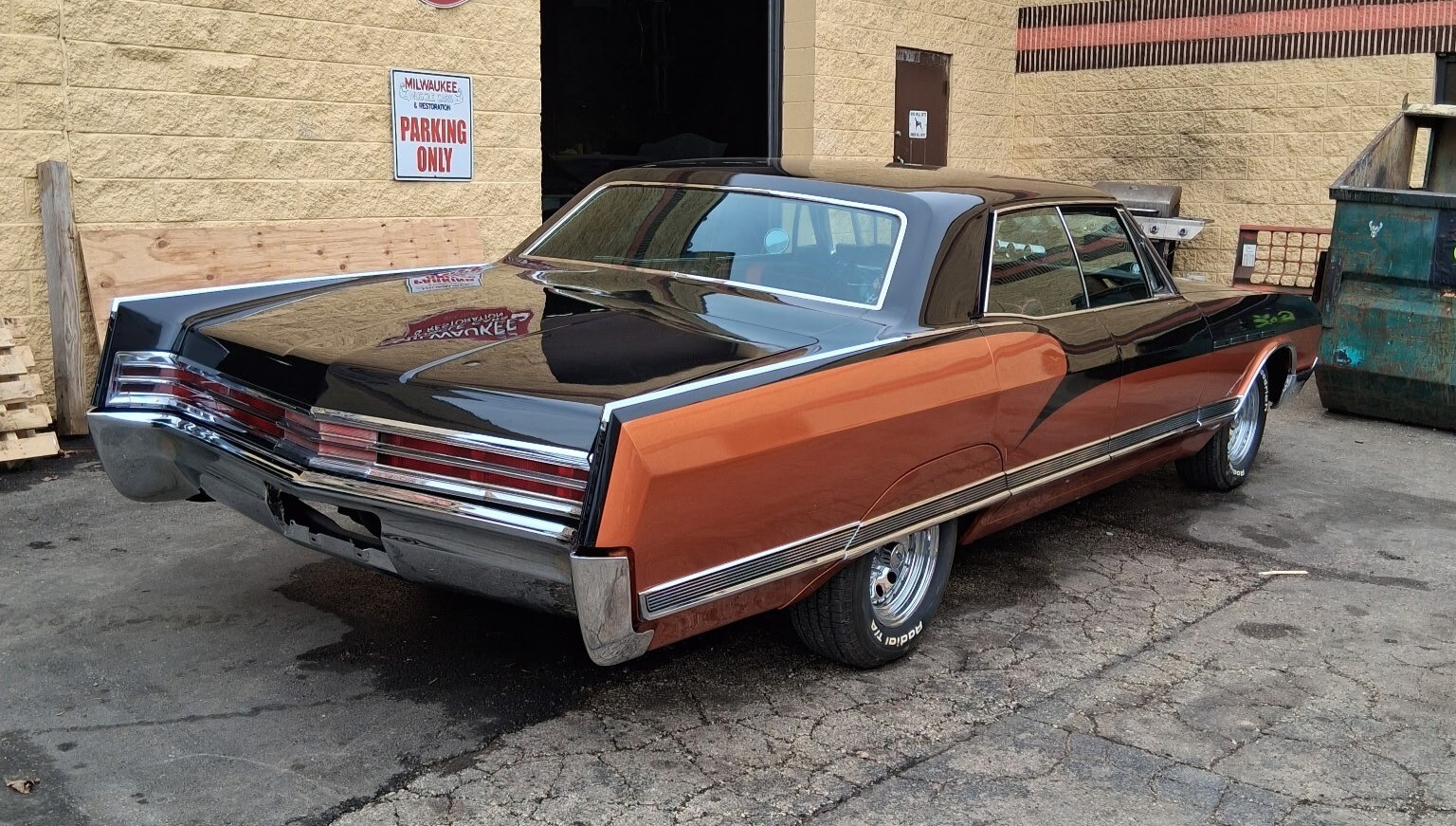Buick-Electra-1965-Sedan-3