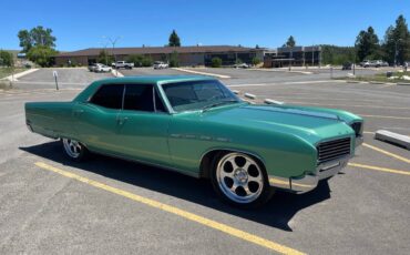 Buick Electra 225  1967 green