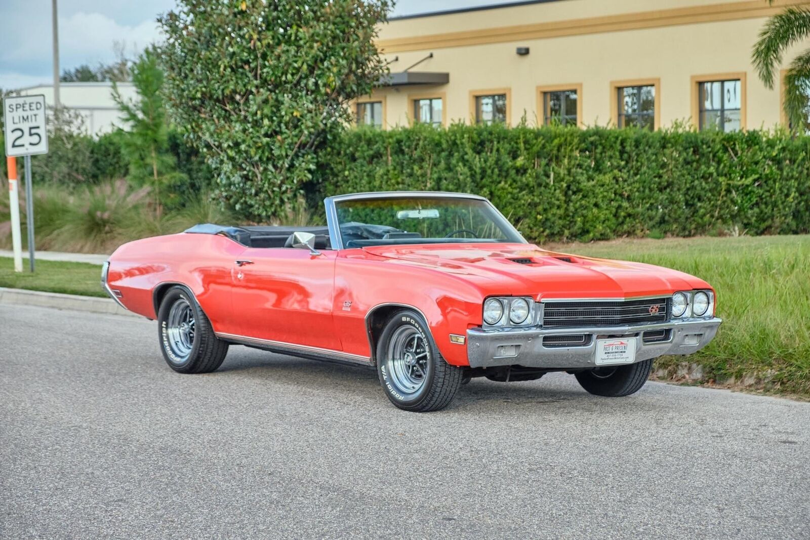 Buick-Gran-Sport-1971-2-Door-8