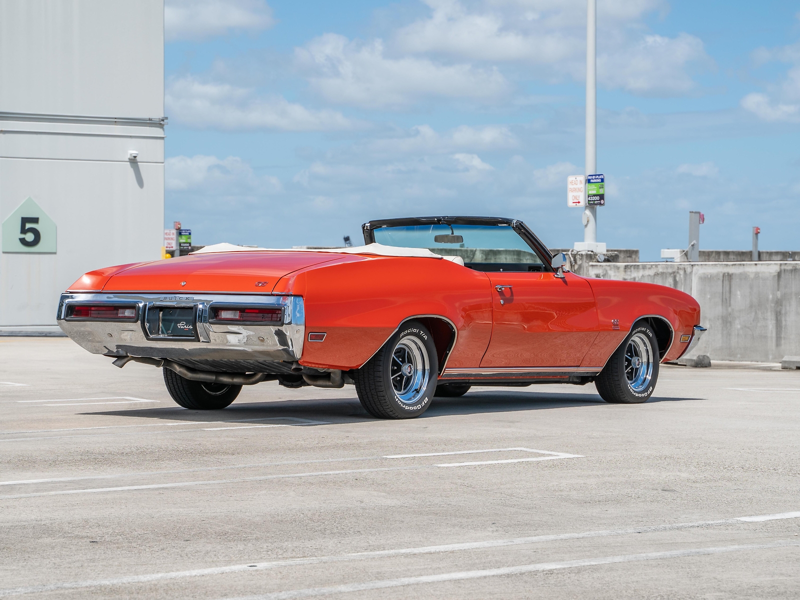 Buick-Gran-Sport-1972-2DR-5