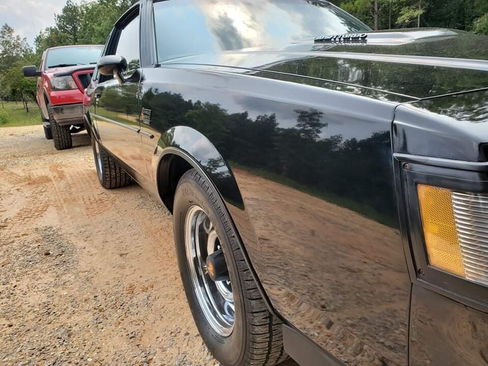 Buick-Grand-National-1987-1