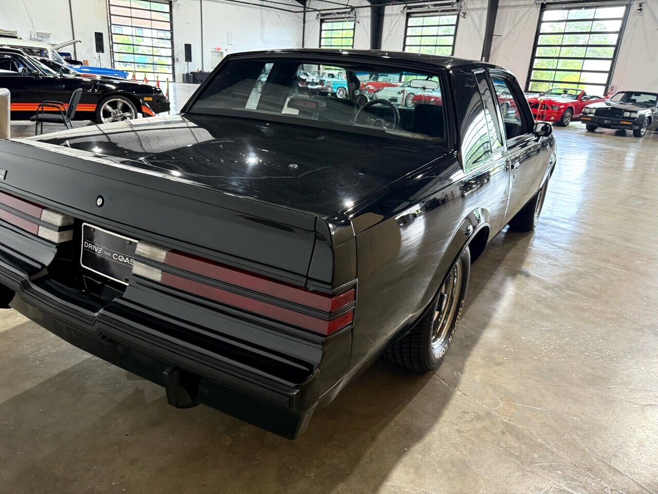 Buick-Grand-National-1987-American-Muscle-Car-16